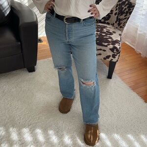 Levi’s Ribcage Straight Ankle Jeans